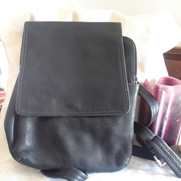 Tignanello Handbags - Tignanello Backpack Purse